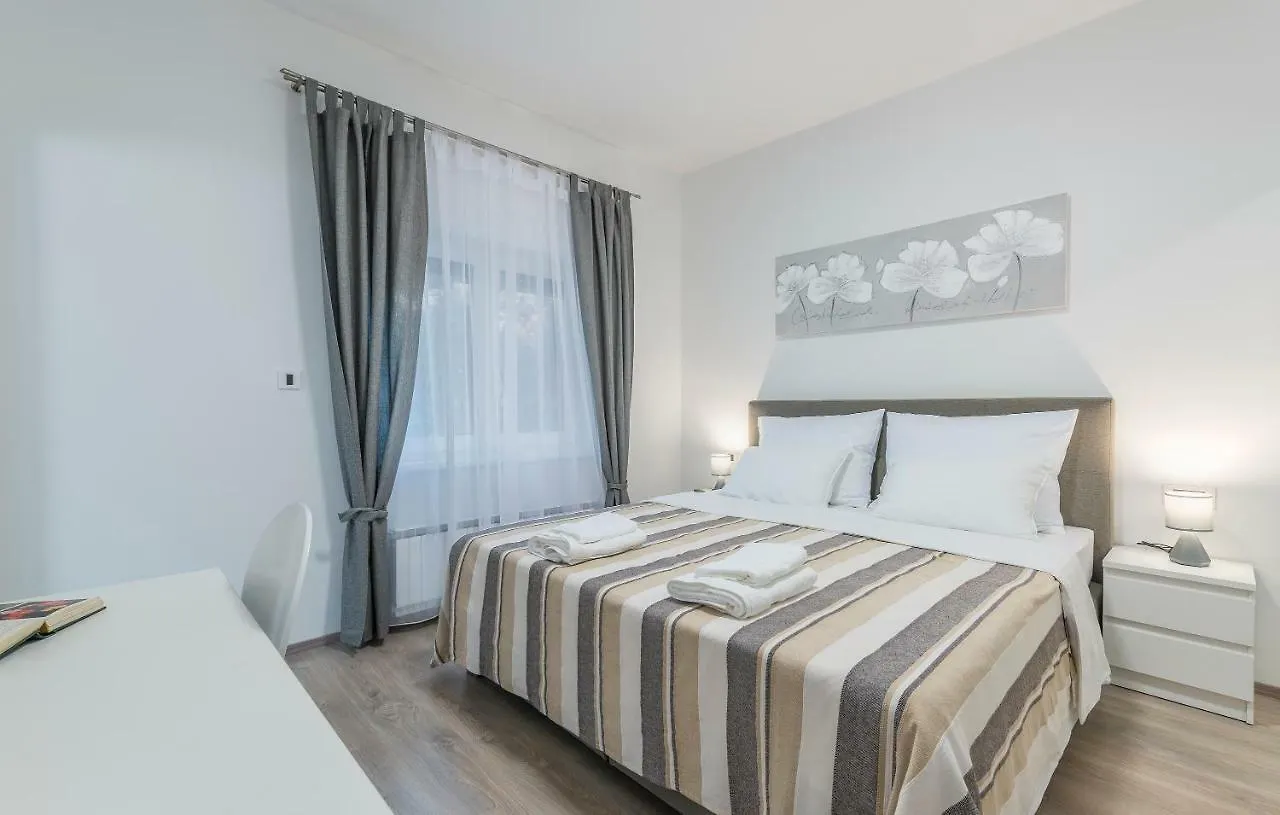 Apartments Vita Porec Croatia